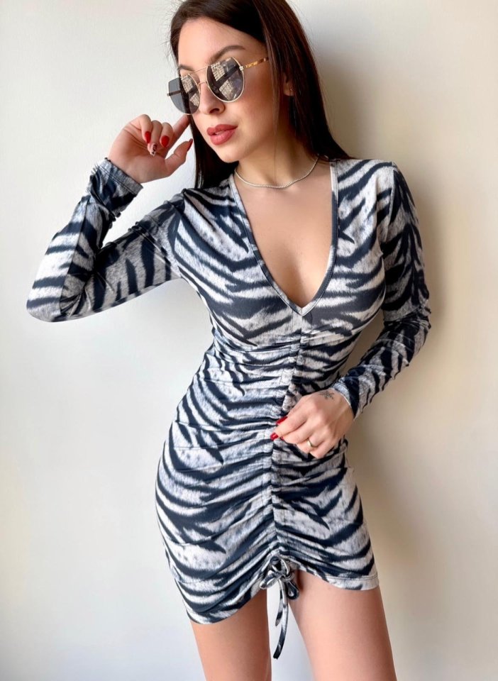 Kjole Katriel